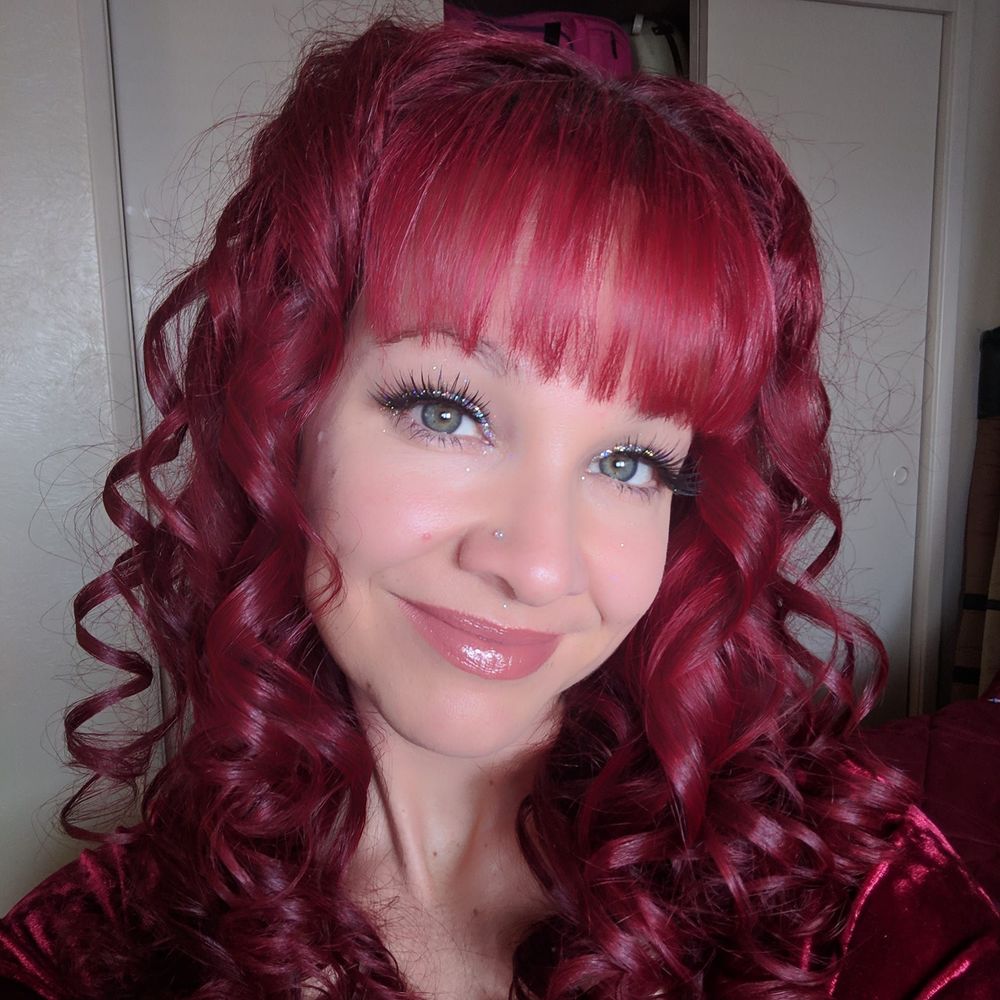 Meet your Posher, Angela